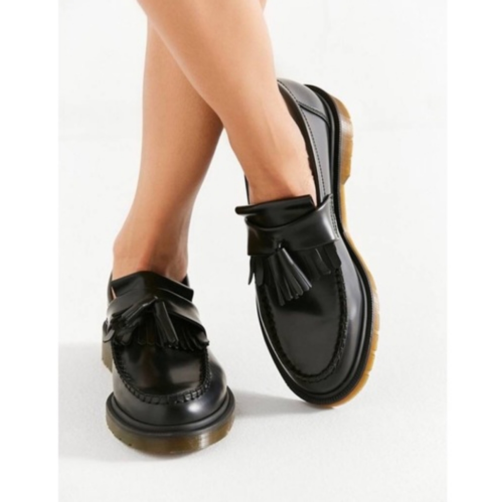 New Dr. Martens Adrian Tassel Loafers size 8